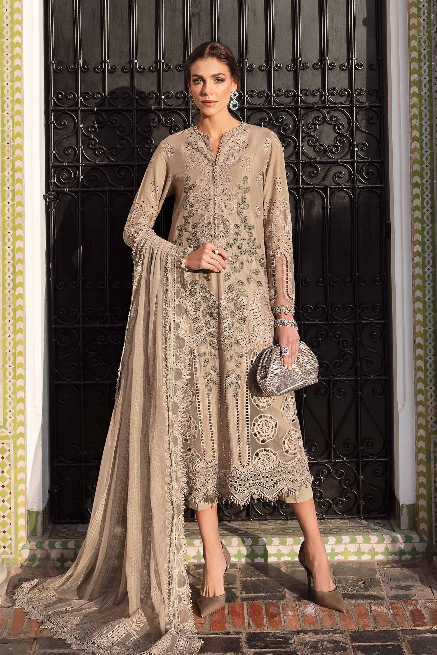 3 Piece Unstitched Embroidered Lawn Suit | D-2503-By Zeenat Zara