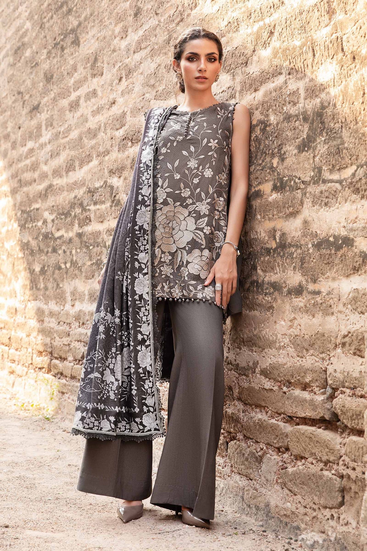 3 Piece Unstitched Printed Linen Suit | Z.Z-2408-By Zeenat Zara
