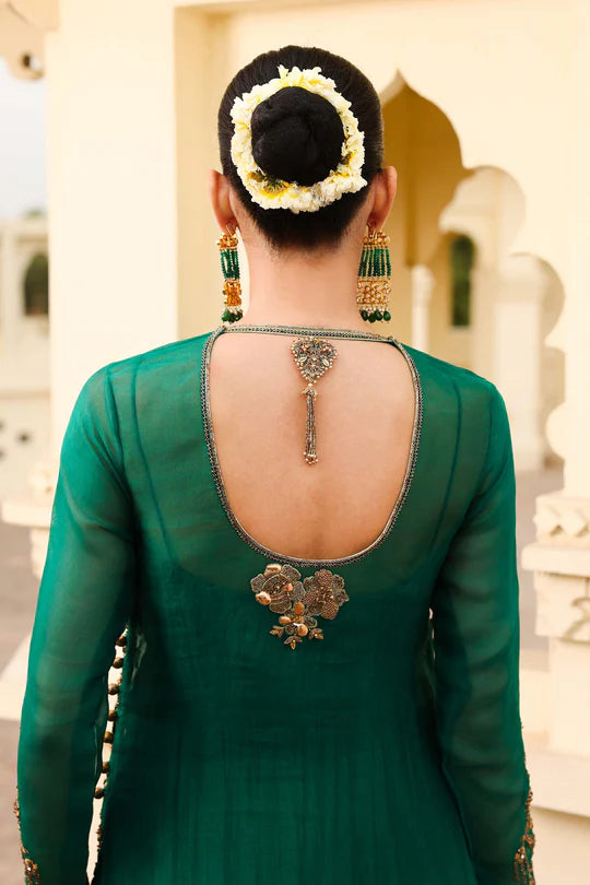 Zamrood Ara By Zeenat Zara