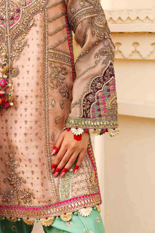 Zeenat-un-Nisa By Zeenat Zara